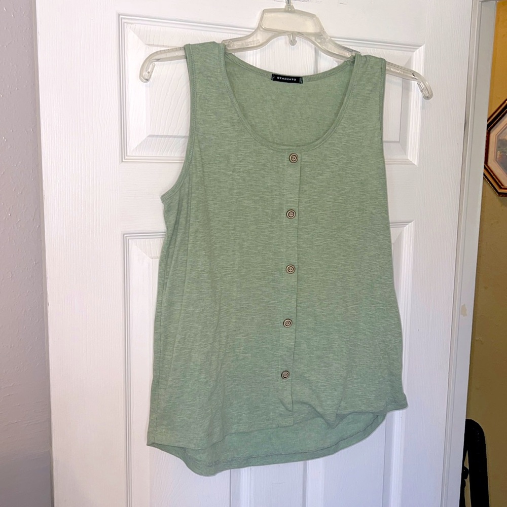 Heathered green tank